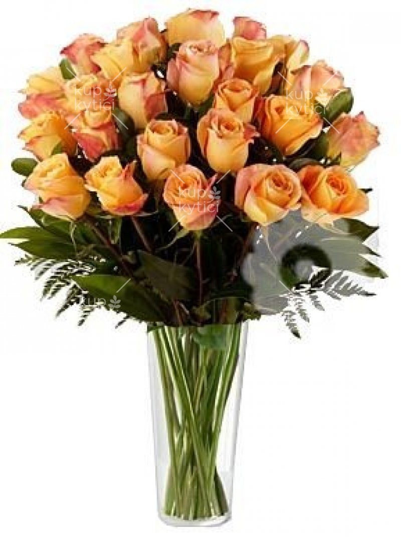 Bouquet of bright orange roses
